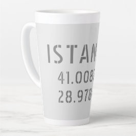Caneca De Café Latte Coordenadas de Latitude e Longitude em Istambul