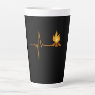 Caneca De Café Latte Coração de Fogueira de Acampamento