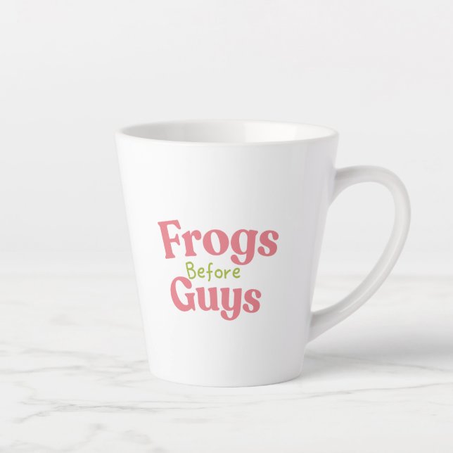 Caneca De Café Latte   Cute frogs before guys (Direita)