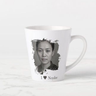 Caneca De Café Latte Desenho de pincelada para sua imagem e texto
