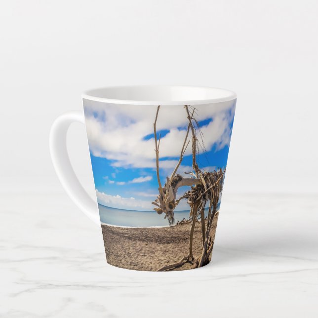 Caneca De Café Latte Driftwood trabalho de arte em Hokitika Beach, Nova (Ângulo esquerdo)