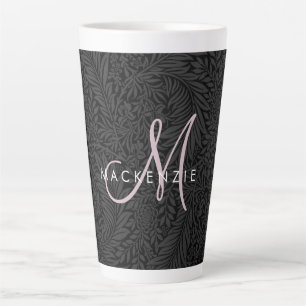 Caneca De Café Latte Elegante Monograma Floral Preto em Rosa Bege com L