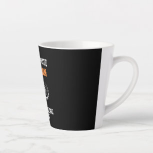 Caneca De Café Latte Engenheiro Velho Com Diploma De Engenharia