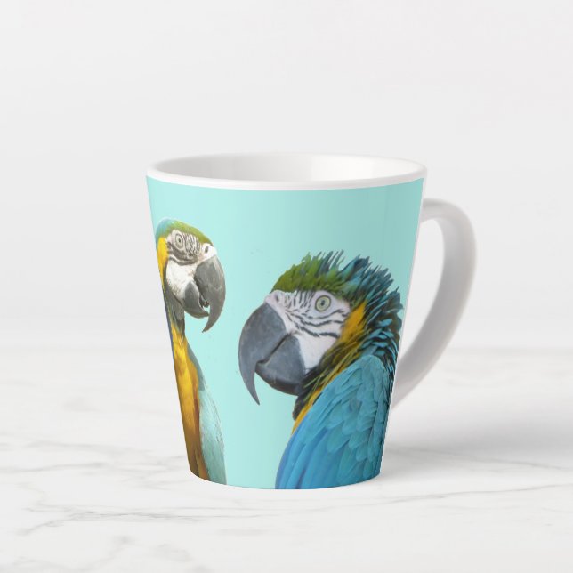Caneca De Café Latte Engraçado Parrots Conversando. Mug de latão azul B (Ângulo direito)