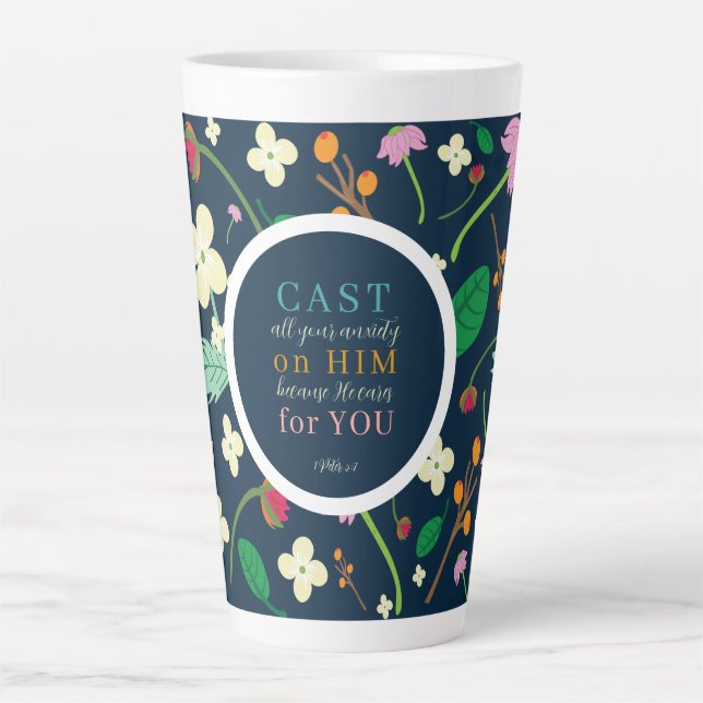 Caneca De Café Latte Escritura Floral 1 Peter 5:7 Latte Mug (Frente)