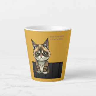Caneca De Café Latte Eu me diverti uma vez. Foi horrível