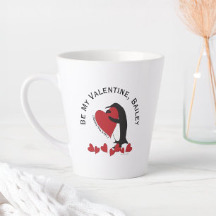 Caneca De Café Latte Eu Te Amo Mais! Namorados do pinguim e do Coraçã