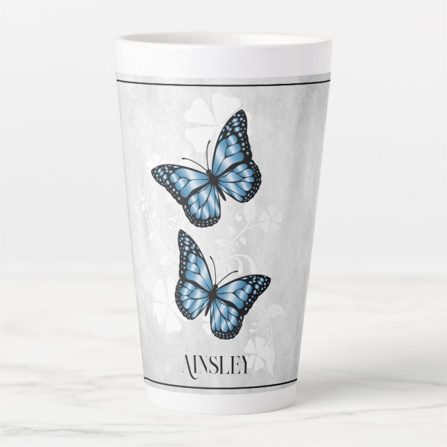 Caneca De Café Latte Floral Personalizado Latino da Borboleta Azul (Frente)