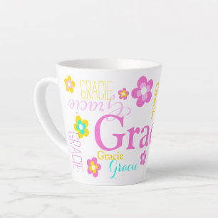 Caneca De Café Latte Flores de texto e flores gráficas chamam Gracie
