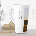 Caneca De Café Latte Foto e texto personalizados<br><div class="desc">Foto e texto personalizados - caneca latte de manutenção de fotos - adicione sua própria foto e texto - presentes de manutenção de fotos</div>