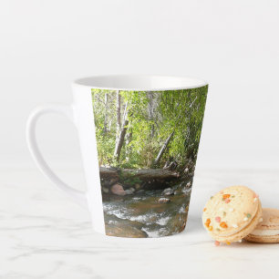 Caneca De Café Latte Fotografia da Natureza Oak Creek II em Sedona Ariz