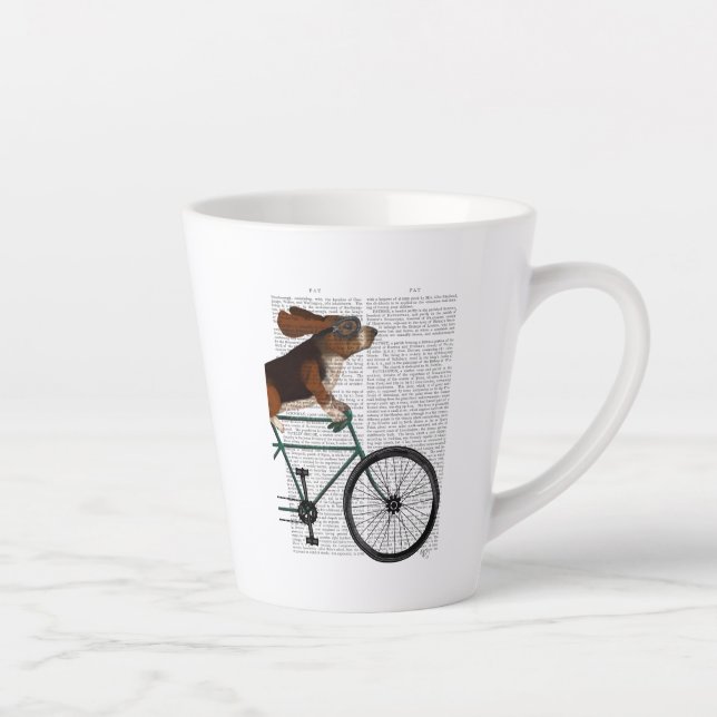 Caneca De Café Latte Hound Basset na Bicicleta (Direita)