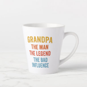 Caneca De Café Latte Ilustração da Lenda do Avô com Má Influência