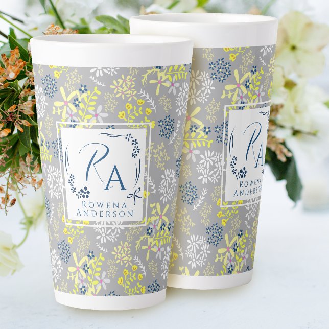 Caneca De Café Latte Lavanda das flores de Buquê pequenino (Lovely and sweet tiny flowers bouquet design.)
