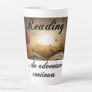 Caneca De Café Latte Lendo, a aventura continua