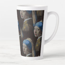 Caneca De Café Latte Menina com um padrão de réplica de crochet de ress