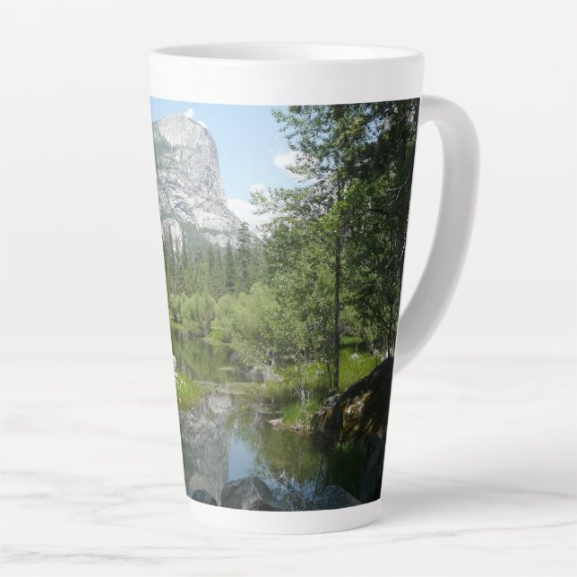 Caneca De Café Latte Mirror Lake View no Parque Nacional de Yosemite (Ângulo direito)