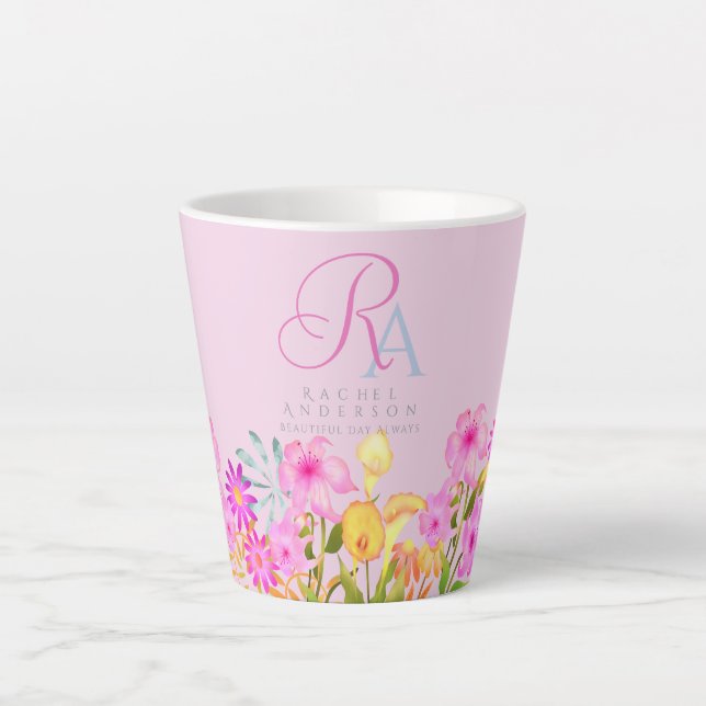 Caneca De Café Latte Monograma Rosa de Jardim Floral (Frente)