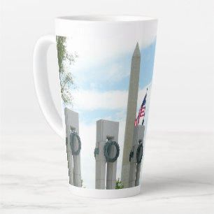 Caneca De Café Latte Monumento a Washington e Memorial da II Guerra Mun