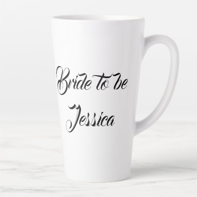 Caneca De Café Latte Noiva para ser Black Elegant Script nos Casamentos (Direita)