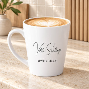 Caneca De Café Latte Nome da Residência Chic Script Home Latte