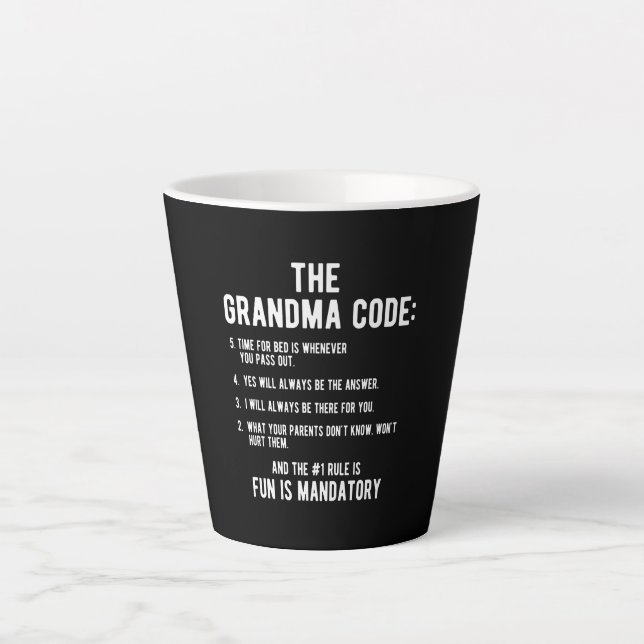 Caneca De Café Latte O Código da Avó | Diversão É Obrigatório (Frente)