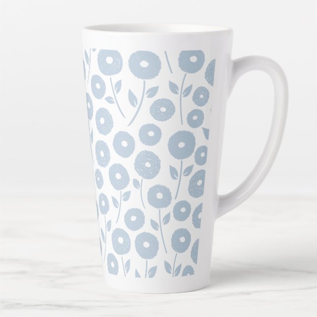 Caneca De Café Latte Padrão de Flor Difusa Azul sobre Branco (Direita)
