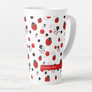 Caneca De Café Latte Padrão de Ladybug vermelho, preto e branco simples