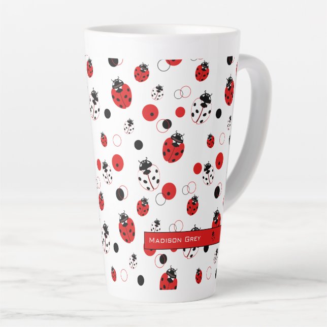Caneca De Café Latte Padrão de Ladybug vermelho, preto e branco simples (Ângulo direito)