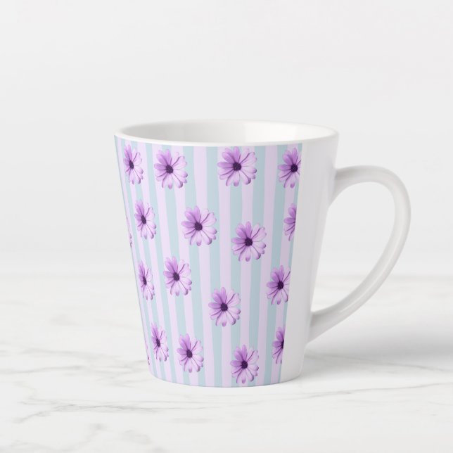 Caneca De Café Latte padrão de margarida listrado de azul e roxo (Direita)