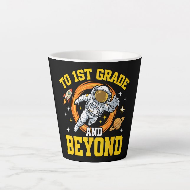 Caneca De Café Latte para o 1º ano e além Aluno Astronauta (Frente)