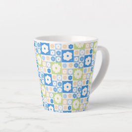 Caneca De Café Latte Pétalas em Silêncio 06. Padrão floral.