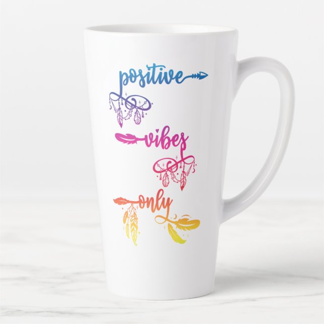 Caneca De Café Latte Positive Vibes Only, Rainbow Ombre Boho Latte Mug (Direita)