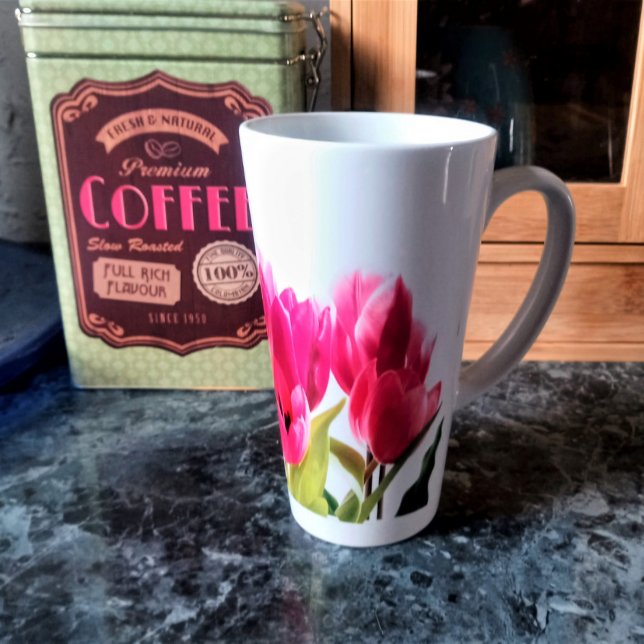 Caneca De Café Latte Primavera das Flores de Tulipas Rosa (Criador carregado)