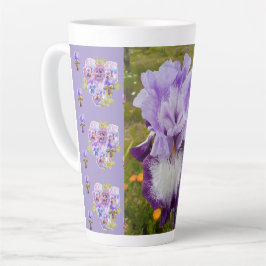 Caneca De Café Latte Púrpura Iris Pansies Viola Shabby floral Latte Mug