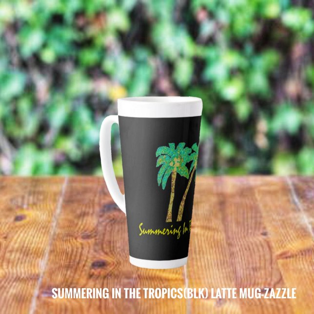 Caneca De Café Latte Resumindo Nos Trópicos (Criador carregado)