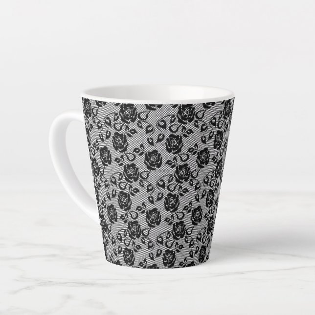 Caneca De Café Latte Rosas Pretos Falsos Lace Latão De Pesca (Ângulo esquerdo)