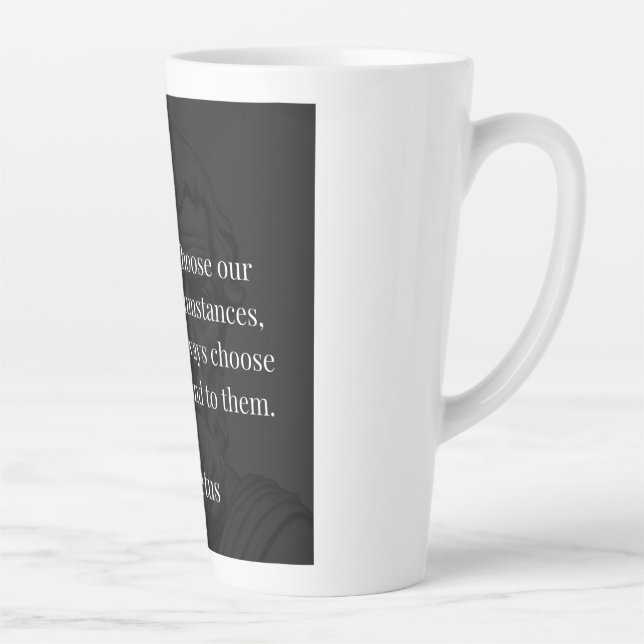 Caneca De Café Latte Sabedoria de Epictetus: empoderamento através da r (Direita)