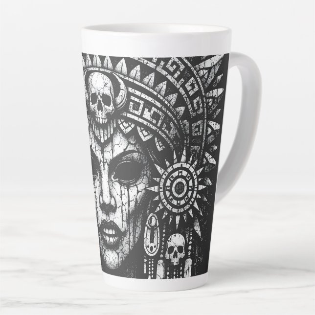 Caneca De Café Latte Sacerdotisa Coroada com Caveira — por BurnsInHell (Ângulo direito)