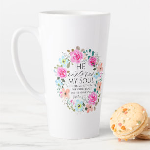 Caneca De Café Latte Salmo 23:3 - Ele restaura minha alma Bíblia Floral
