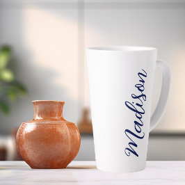 Caneca De Café Latte Script Manuscrito de Nome Azul do marinho Personal