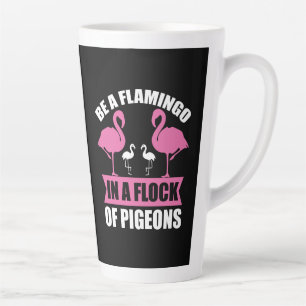 Caneca De Café Latte Ser Flamingo Num Bando De Pombos-18716