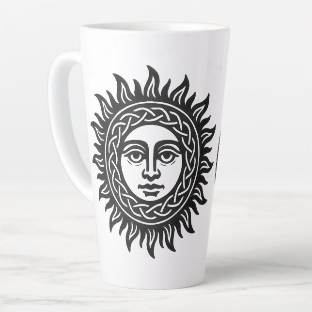 Caneca De Café Latte Sigilo do Rosto Solar – Emblema do Sol Negro (Ângulo esquerdo)