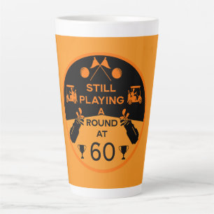Caneca De Café Latte Sobre o Morro do Golfer de Aniversário