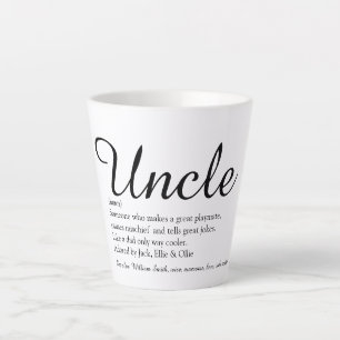 Caneca De Café Latte Tio Divertido Elegante Script Preto e Branco