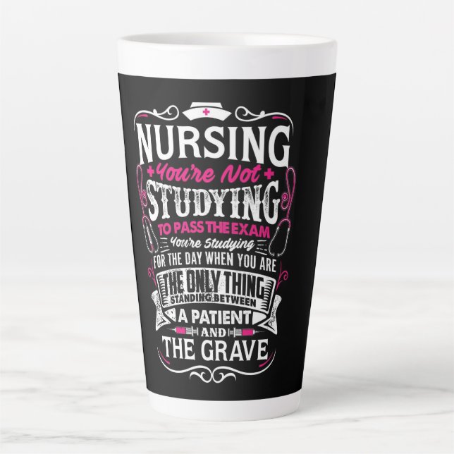 Caneca De Café Latte Tipografia de Enfermagem (Frente)
