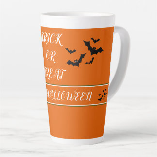 CANECA DE CAFÉ LATTE TRICK OU TRATAR A FELIZ METADE