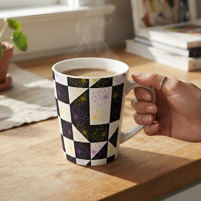 Caneca De Café Latte Xadrez Preto e Branco Estético Margarida Roxo Amar (Criador carregado)