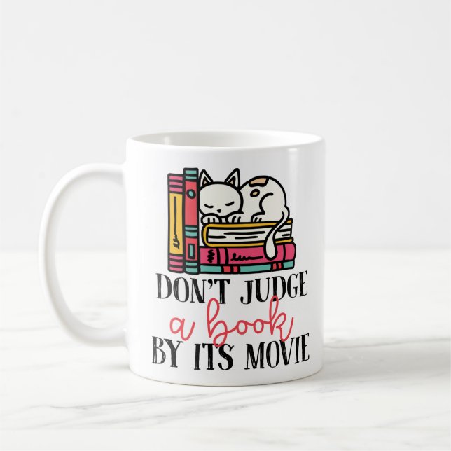 Caneca De Café Leitura de Livro Não julgue um livro pelo seu gato (Esquerda)
