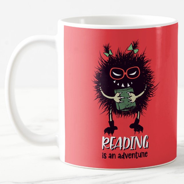 Caneca De Café Ler é aventura professor engraçado (reading is an adventure orange reddish mug weith evil character holding a book)